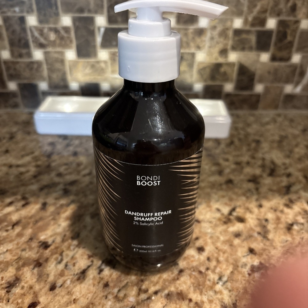 Bondi Boost Dandruff Repair Shampoo Salon Professional 10.14 fl oz New